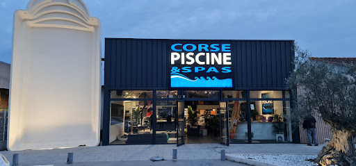 Photo de Corse Piscine Polyester