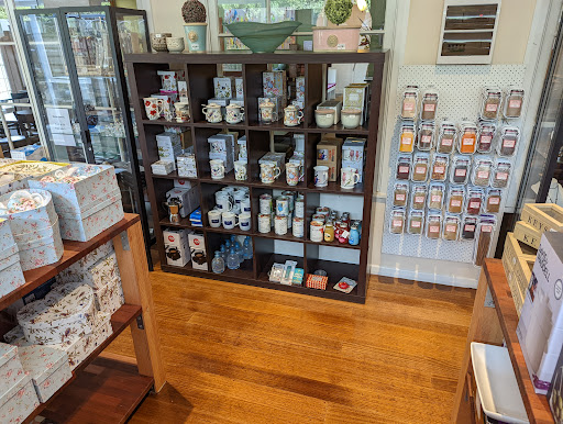 Devine Pantry - Visual