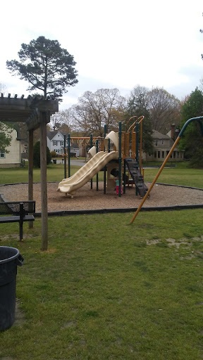 Colony Pines Park - Thumbnail