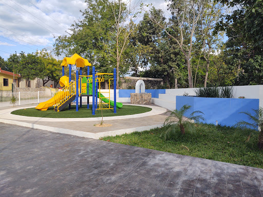 Pocito Park Gallery - Mexico