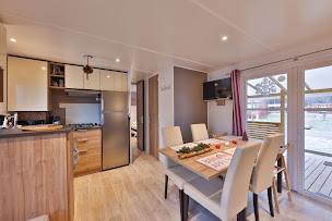 Photo n°4 de Grand mobil-home camping Munster 6 places 2 salles de bains à Munster (Agence de location de mobile homes)