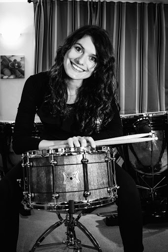 Claire Litzler – Percussionniste, Chanteuse & Professor De Percussions Gallery - France