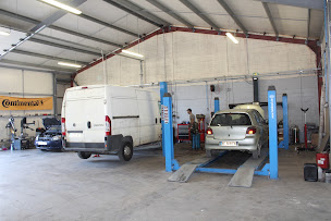 Photo n°6 de Point S - Saint-Mard (Saint-Mard Pneus) à Saint-Mard (Magasin de pneus)