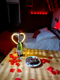 Photo n°9 de Les Mille Bottes et ses Roulottes à Encausse-les-Thermes (Chambre d'hôtes)