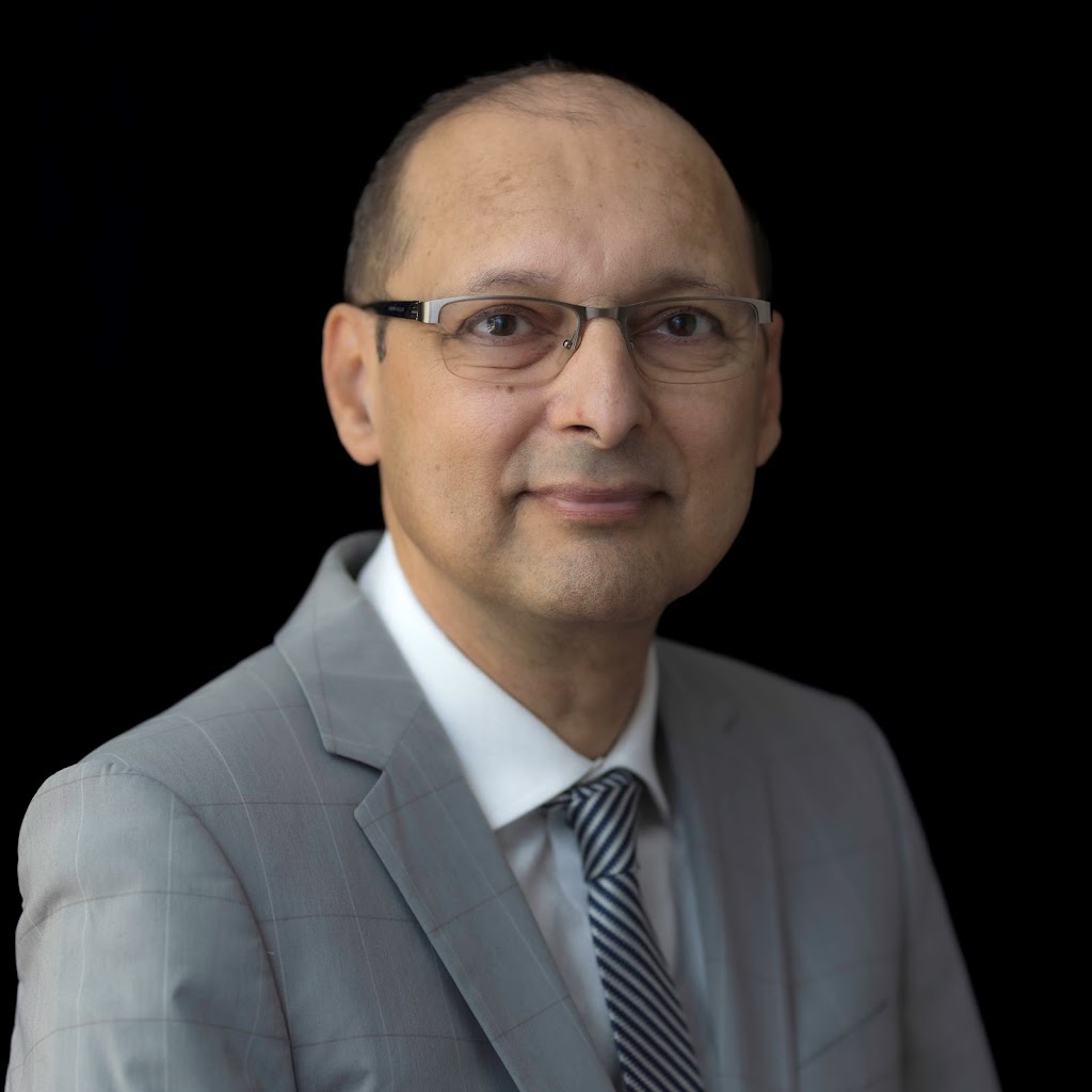 Salman Akhtar Md