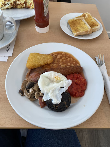 Gilly Gem's Cafe - Thumbnail