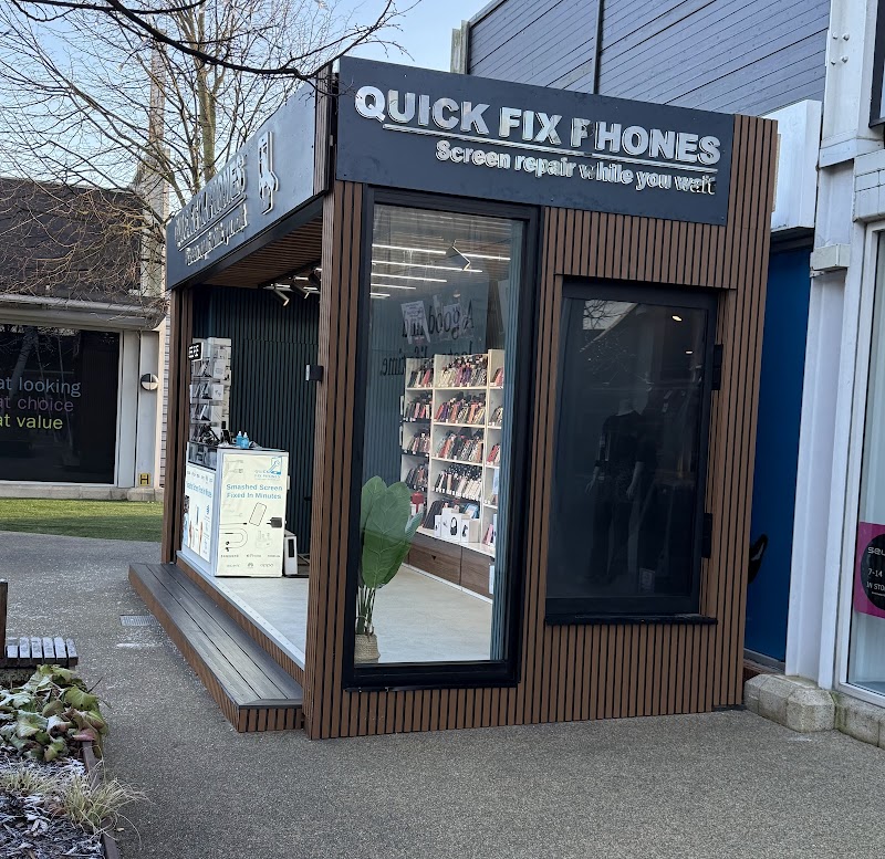 QuickFix Phones ( screen repair while you wait ) photo 2