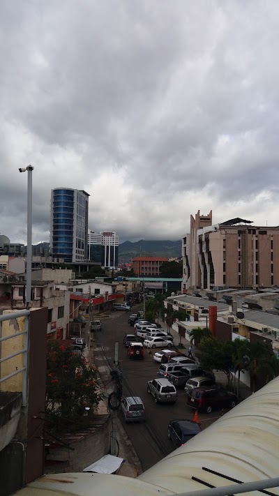 Photos of Mall Los Castanos