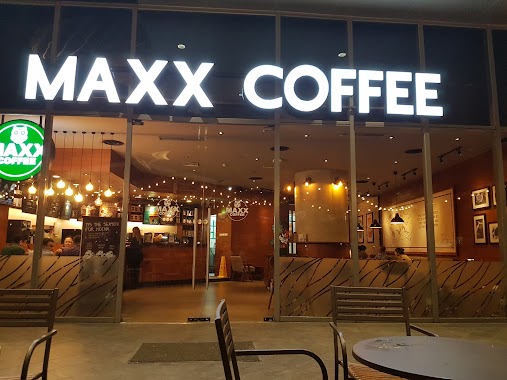 Maxx Coffee, Author: Arman Pramono