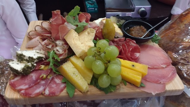 Salumeria Enoteca Peraino