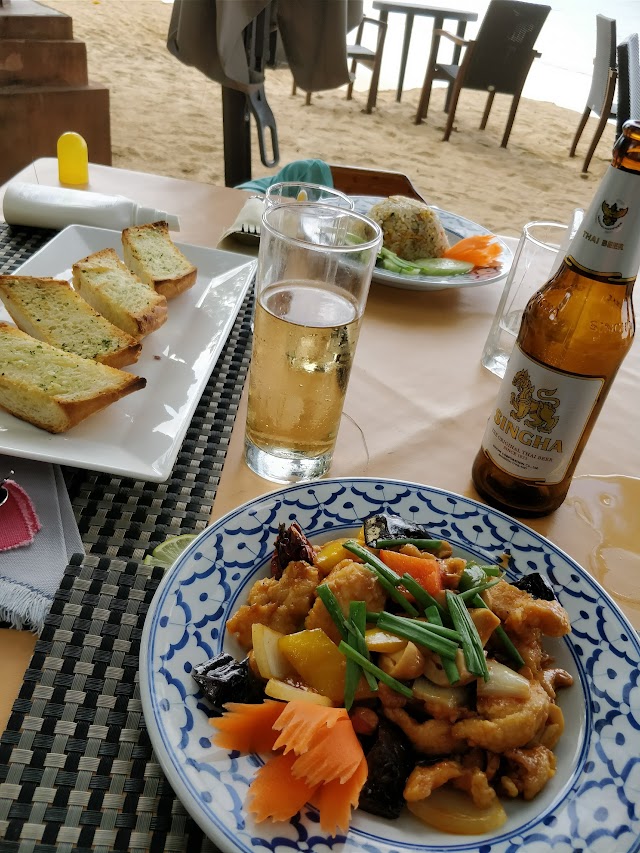 Baan Khaolak Resort