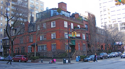 110 East End Avenue