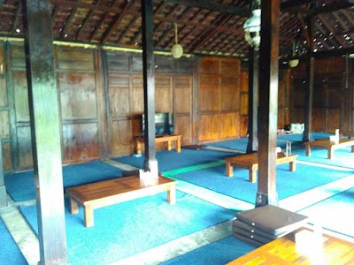 Photos of Warung Limasan Lesehan " Banyoe Mili " Mbok Resack