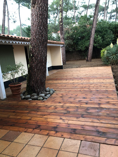 Photo de Design Concept LS TERRASSE MOBILE PISCINE CYRIL FOY à Étaules (17750)