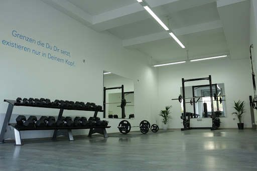 Tobias Kuhn Health & Fitness Advisor - Thumbnail