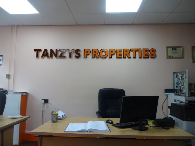 Tanzys Properties photo 2