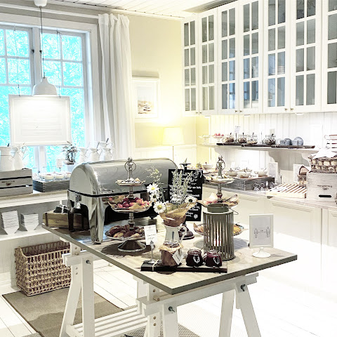 Eco by StrandNära - EkoHotell Öland by null