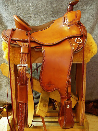 Gretchen's Saddlery llc - Thumbnail