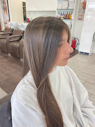 Photo n°10 de Camille Albane - Coiffeur Callian à Callian (Institut de beauté)