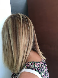 Photo n°14 de Vanessa coiffure à domicile à Saint-Martin-d'Hères (Salon de coiffure)