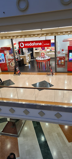 Vodafone Store | La Corte Lombarda - Thumbnail