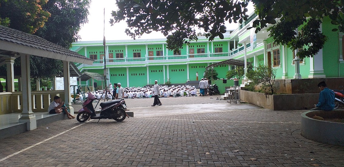 SMP  Daarul Kholidin