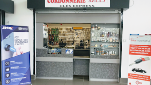Photo n°34 de Cordonnerie Secci Jean-Michel à Compiègne (Service de reproduction de clés)