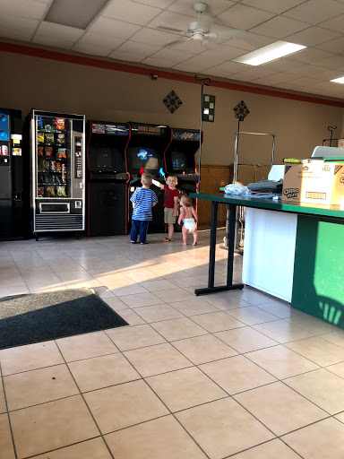 Prospect Square Laundromat - Thumbnail