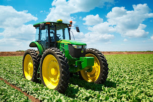 Photo n°13 de BPM Agri - John Deere - Beaufort-en-Anjou à Beaufort-en-Anjou (Concessionnaire de tracteurs)