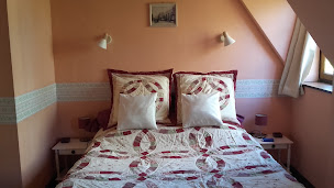 Photo n°5 de LE MANOIR DU TERTRE à Saint-Josse (Chambre d'hôtes)