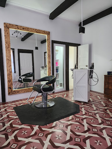 Glamour Studio - Visual