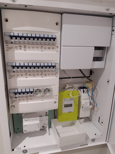 Elec DB Services Launaguet