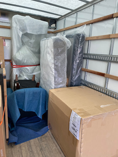 Signature Delivery & Moving