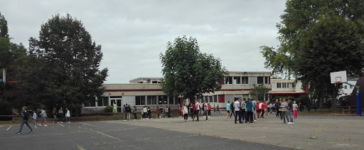 Middle School Aliénor-D'aquitaine