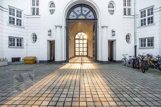 Enklawa-Nieruchomości Elżbieta Wencek