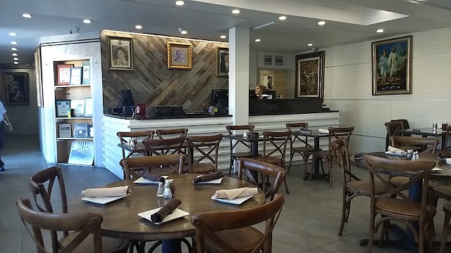 Amoo's Restaurant
