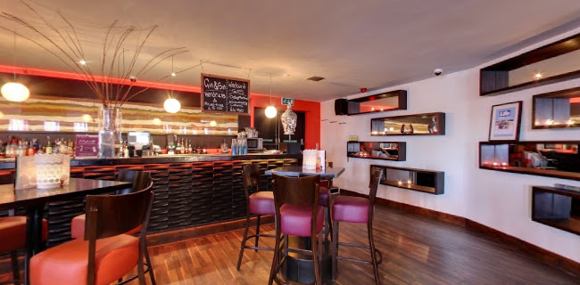 Nu Delhi Restaurant Lounge - Restaurant