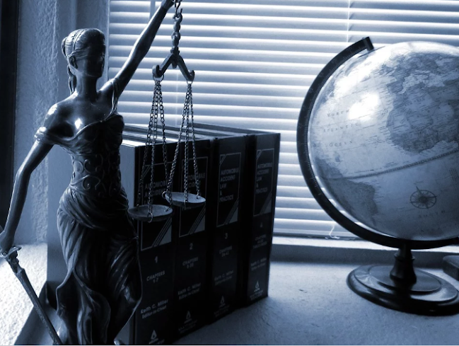 Alcott Solicitors Phone number