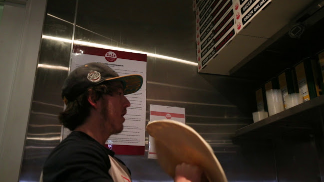 Reviews of Sal's Authentic NY Pizza Westgate in Auckland - Restaurant