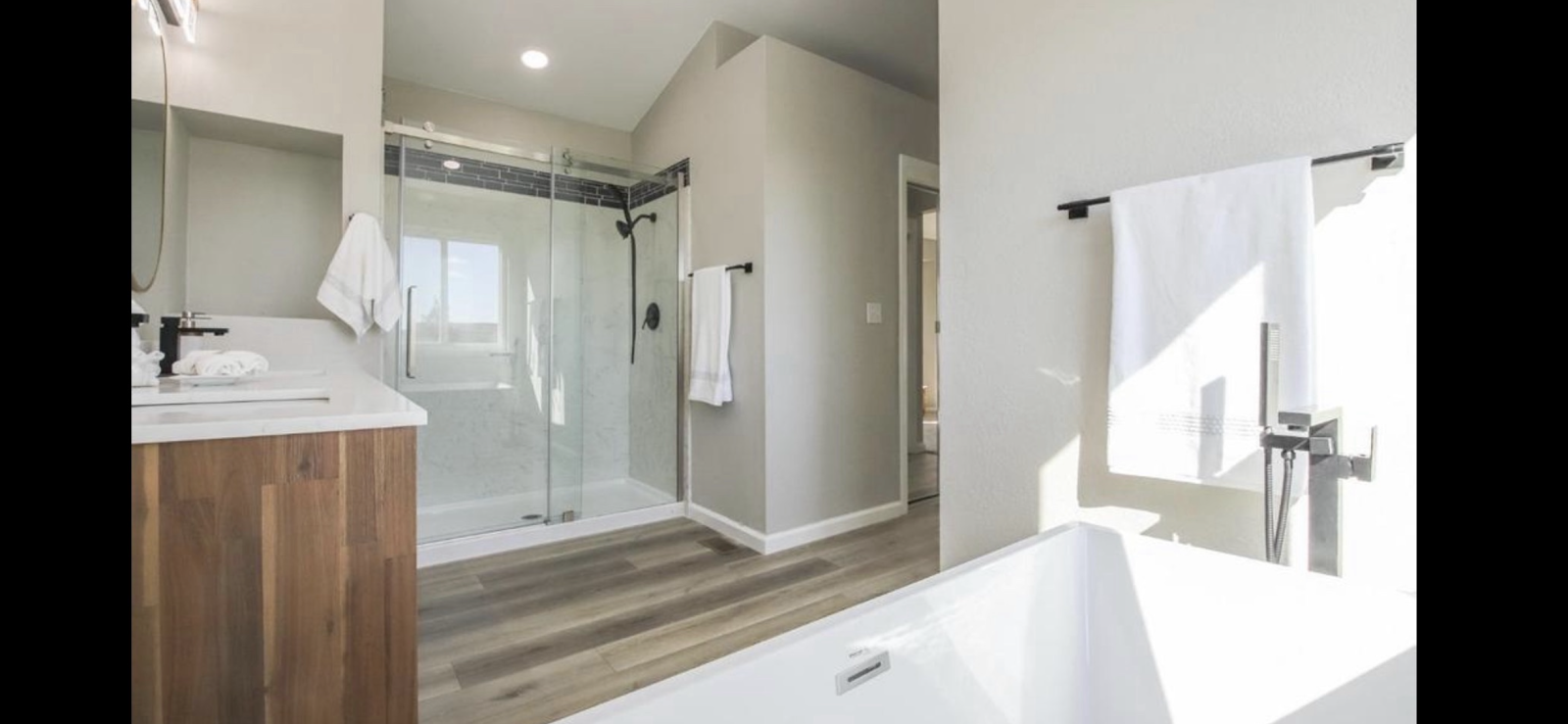Contractor 2.0 in Fairfield, CA - Tub Reglazing Services