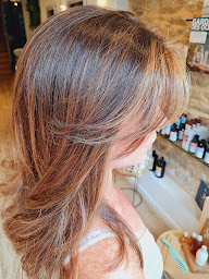 Photo n°15 de Autour de la Femme à Quimper (Salon de coiffure)
