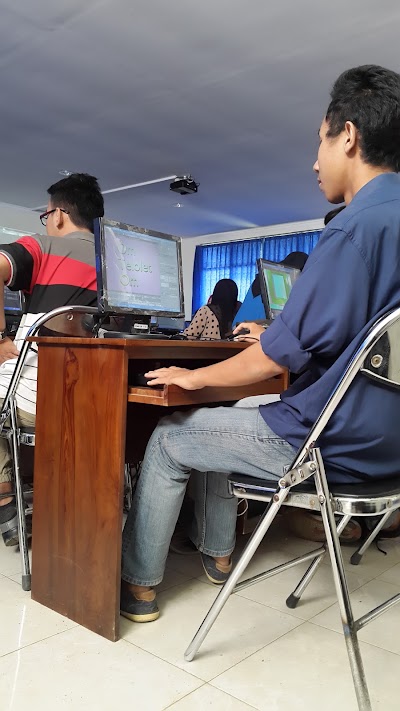Photos of STMIK Widya Pratama