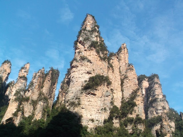 百龙天梯
