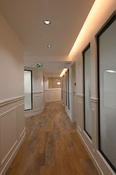 Photo n°10 de Dr KEVIN ATTAR - DENTISTE LE CHESNAY à Le Chesnay-Rocquencourt (Parodontiste spécialiste des implants dentaires)