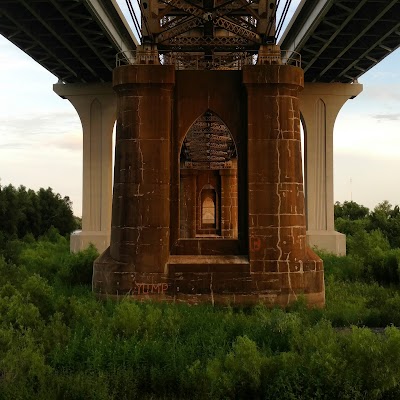 Huey P Long Bridge