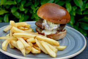 Photo n°2 de Chez Mick à Vendranges (Restaurant)