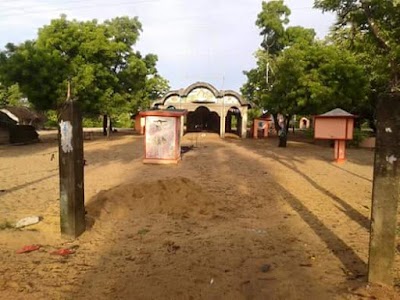 Photos of Kaluwankerny Sri Pathrakaali Amman Kovil