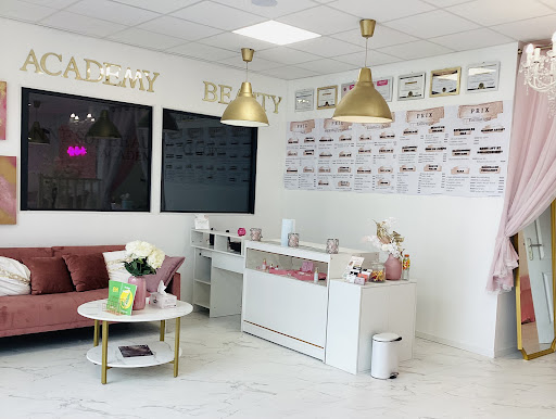 Annesobeautyglow Gallery - France