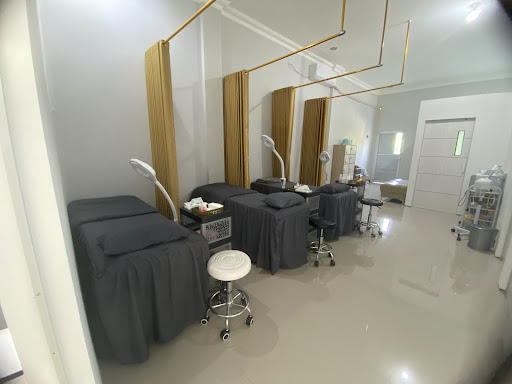 Rumah Cantik Freesia Magetan