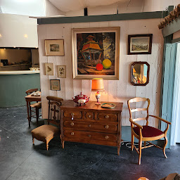 Photo n°14 de Le Village Royan à Royan (Magasin d'antiquités)